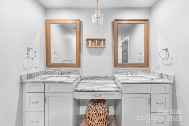 45 Tahkieostie Trail, Asheville, NC 28806