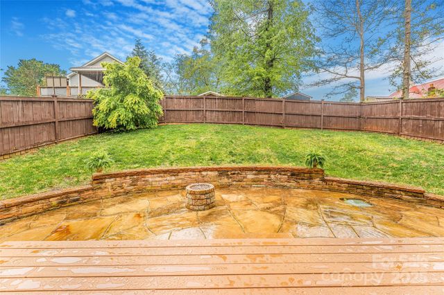 45 Tahkieostie Trail, Asheville, NC 28806