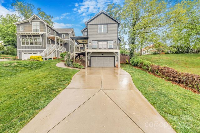 45 Tahkieostie Trail, Asheville, NC 28806