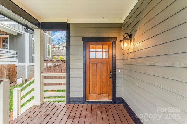 45 Tahkieostie Trail, Asheville, NC 28806