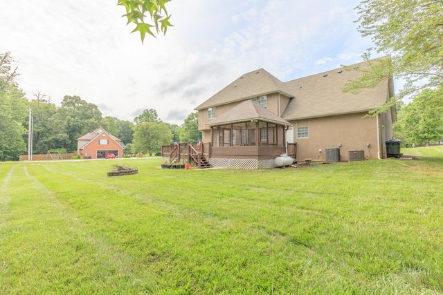 112 Gateway Street, Rocky Face, GA 30740