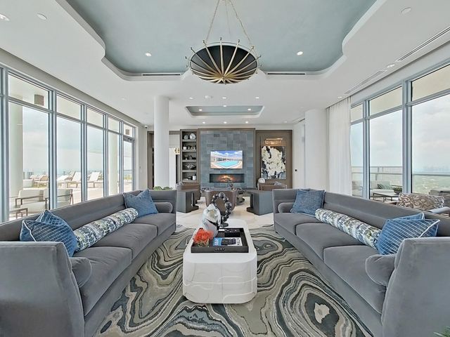 2910 W BARCELONA STREET 604, Tampa, FL 33629