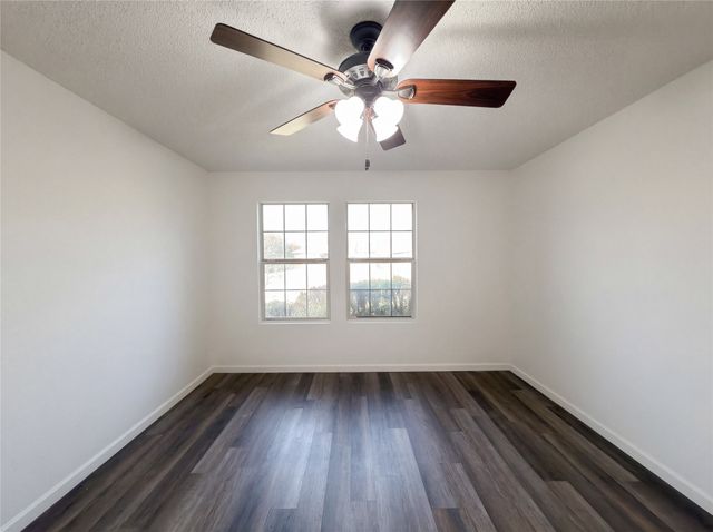 8505 Seven Oaks Lane, Denton, TX 76210