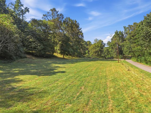 4969 Tranham Rd, Whites Creek, TN 37189