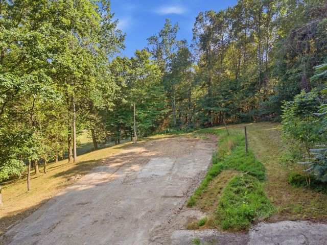 4969 Tranham Rd, Whites Creek, TN 37189
