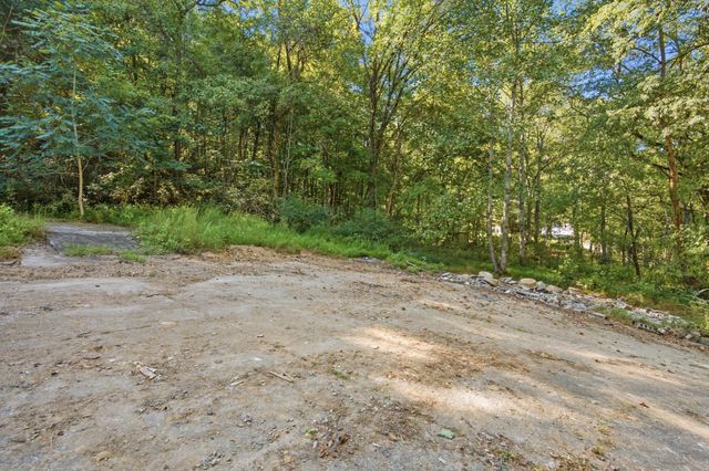 4969 Tranham Rd, Whites Creek, TN 37189