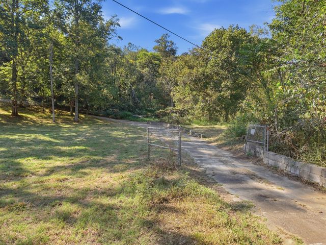 4969 Tranham Rd, Whites Creek, TN 37189