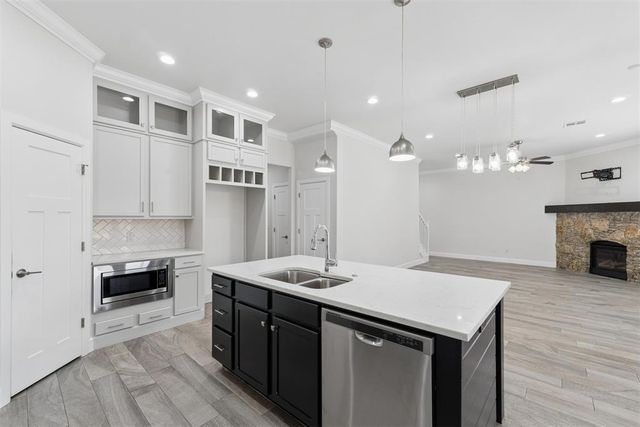 5616 St James Place, Oklahoma City, OK 73179
