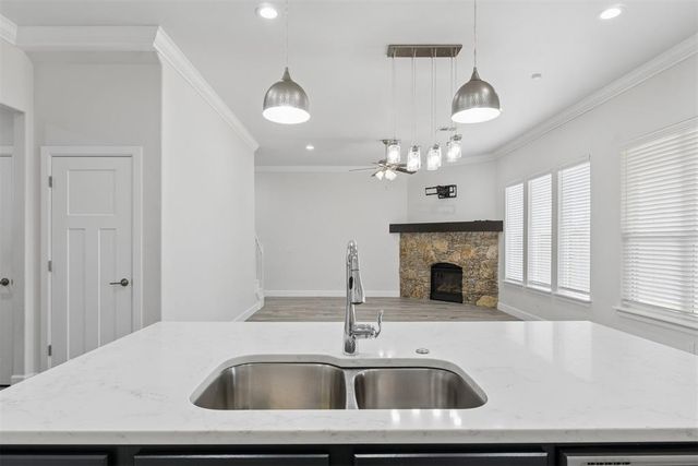 5616 St James Place, Oklahoma City, OK 73179