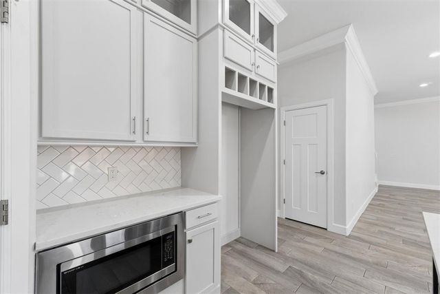 5616 St James Place, Oklahoma City, OK 73179