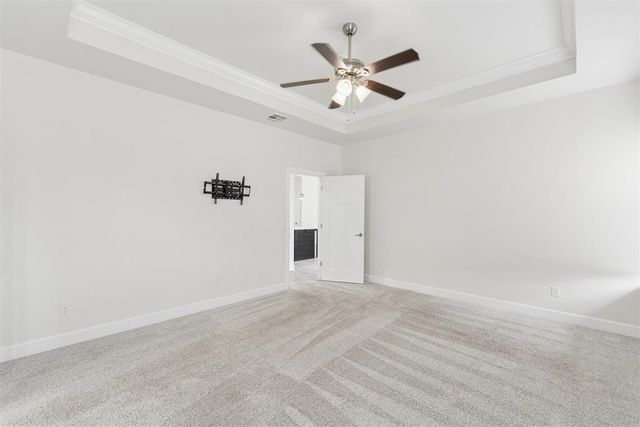 5616 St James Place, Oklahoma City, OK 73179