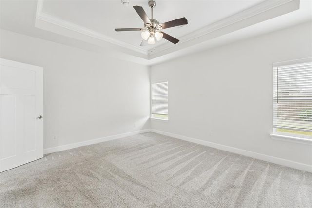 5616 St James Place, Oklahoma City, OK 73179