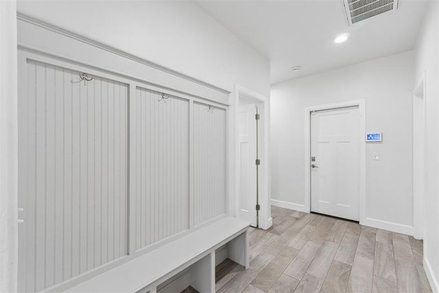 5616 St James Place, Oklahoma City, OK 73179