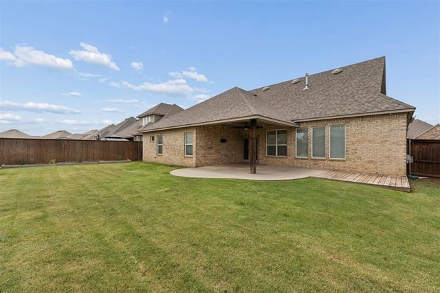 5616 St James Place, Oklahoma City, OK 73179