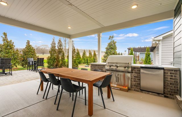 801 Everglade Drive, Lebanon, TN 37090