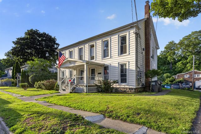 10 Washington Avenue 3, Highland, NY 12528
