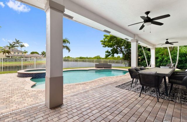 1088 Skylark Drive, Weston, FL 33327