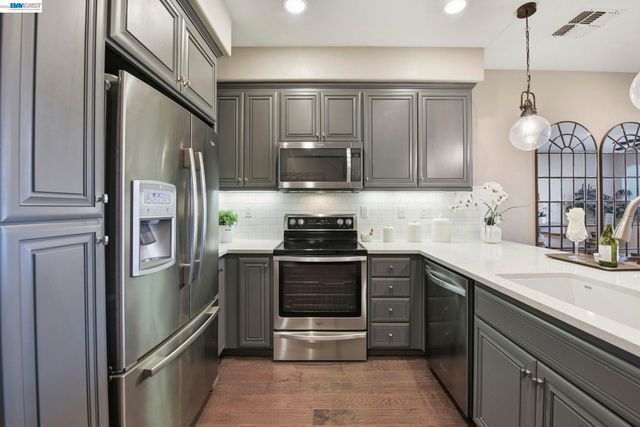 4119 Peralta Blvd, Fremont, CA 94536