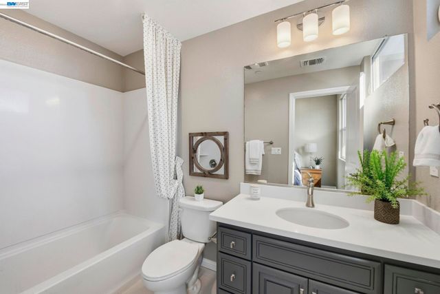 4119 Peralta Blvd, Fremont, CA 94536