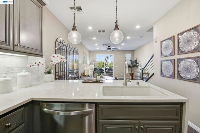 4119 Peralta Blvd, Fremont, CA 94536