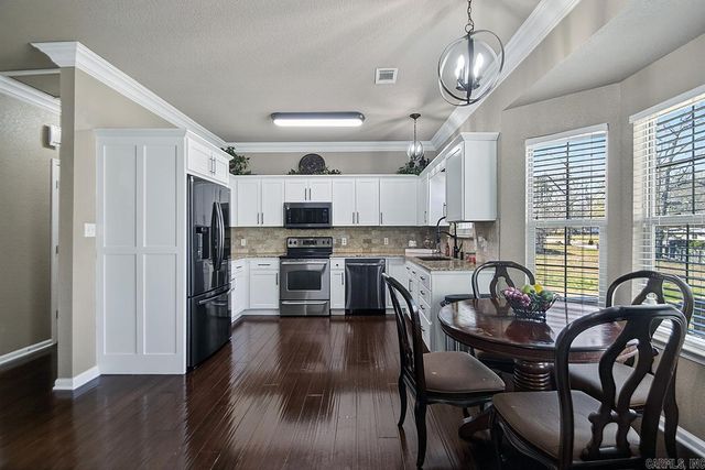 1710 Royal Oaks Drive, Malvern, AR 72104