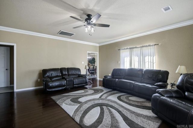 1710 Royal Oaks Drive, Malvern, AR 72104