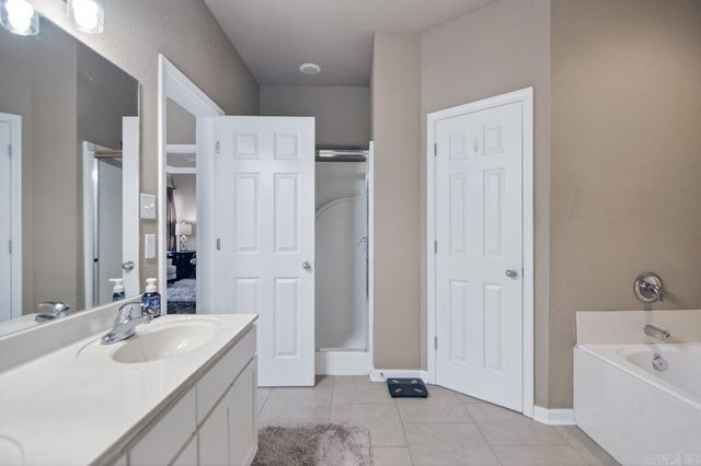 1710 Royal Oaks Drive, Malvern, AR 72104