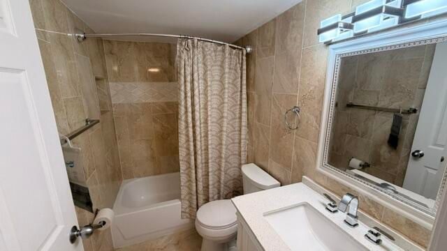 24 Abbey Lane 107, Delray Beach, FL 33446