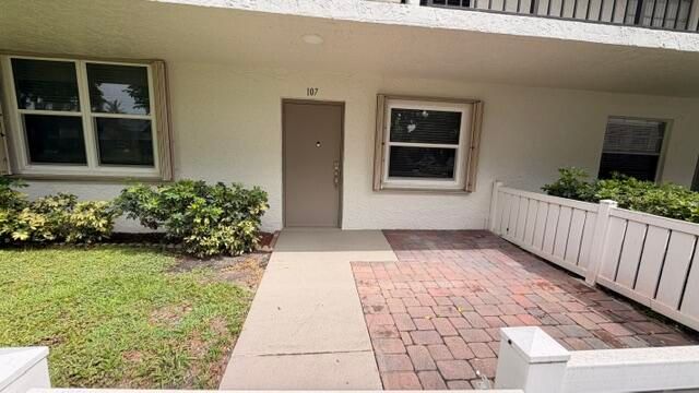 24 Abbey Lane 107, Delray Beach, FL 33446