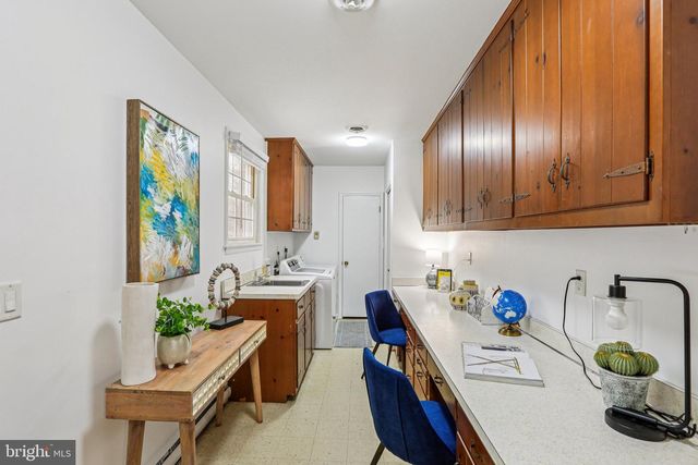 24140 DOREEN DR, Gaithersburg, MD 20882