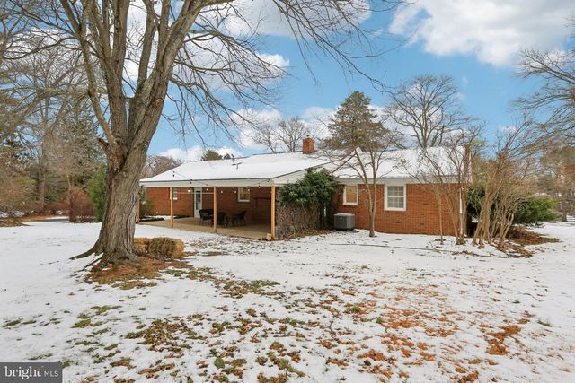 24140 DOREEN DR, Gaithersburg, MD 20882