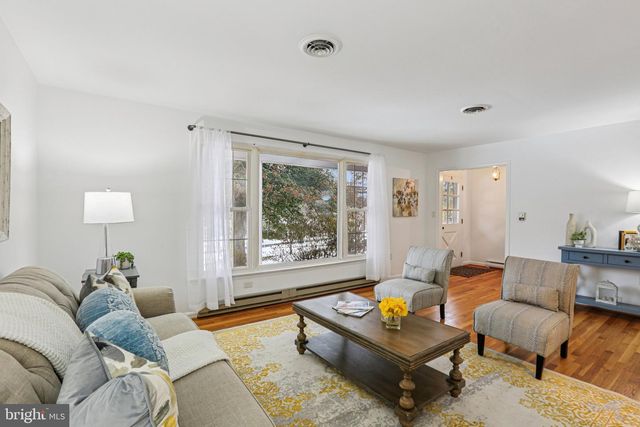 24140 DOREEN DR, Gaithersburg, MD 20882