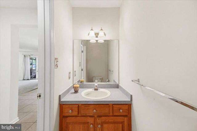 1318 HEIDELBERG DR, Williamstown, NJ 08094