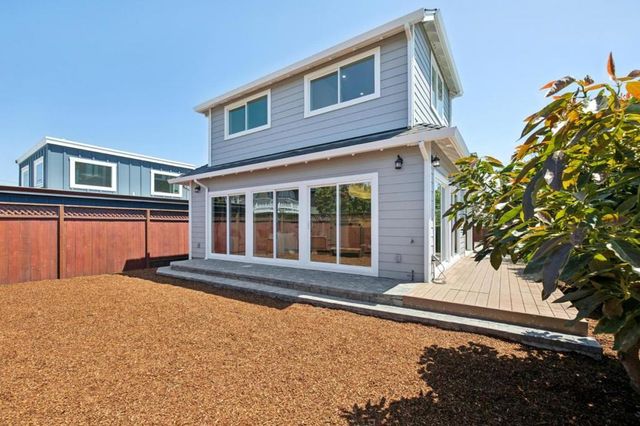 543 Filbert Street, Half Moon Bay, CA 94019