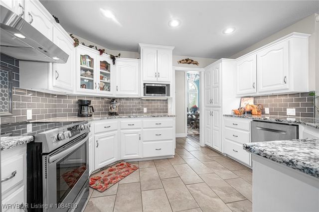 108892 4768 Road, Roland, OK 74954