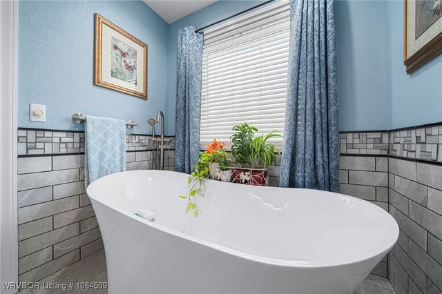 108892 4768 Road, Roland, OK 74954