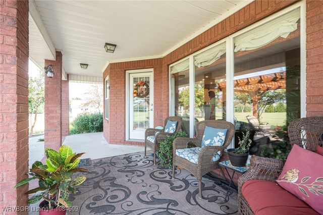 108892 4768 Road, Roland, OK 74954