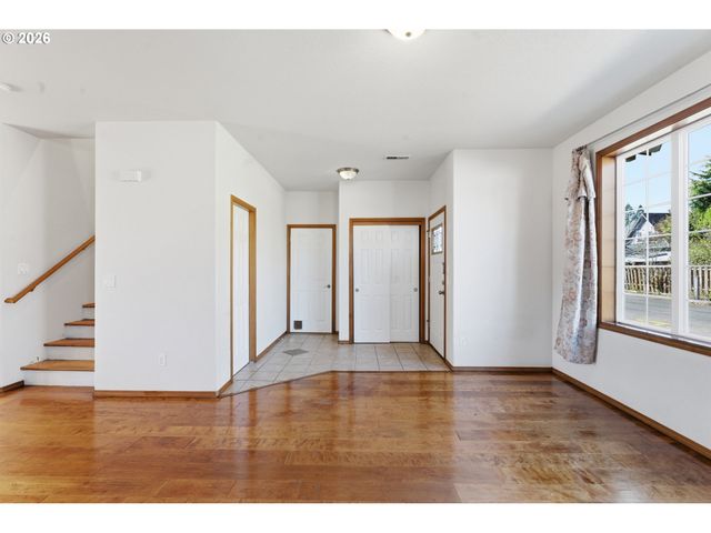 9916 Se LIEBE Ct, Portland, OR 97266