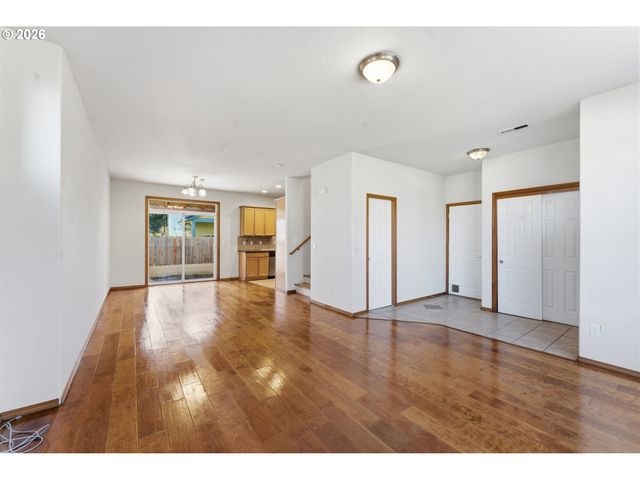 9916 Se LIEBE Ct, Portland, OR 97266