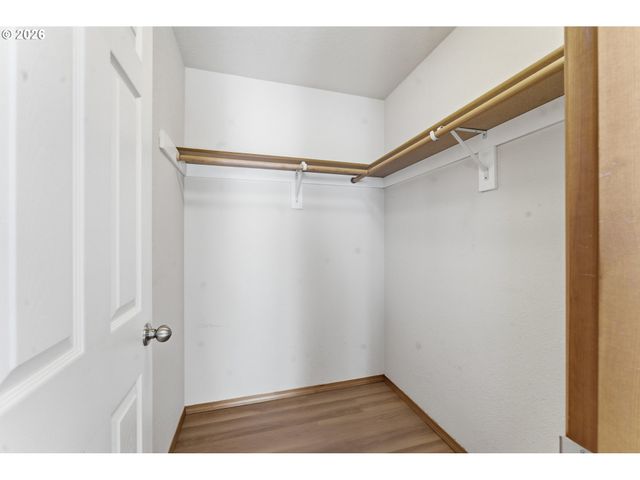 9916 Se LIEBE Ct, Portland, OR 97266