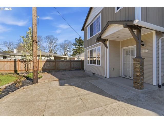 9916 Se LIEBE Ct, Portland, OR 97266