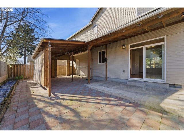 9916 Se LIEBE Ct, Portland, OR 97266