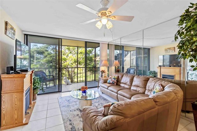 618 BIRD BAY DRIVE S 201, Venice, FL 34285