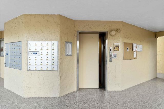618 BIRD BAY DRIVE S 201, Venice, FL 34285