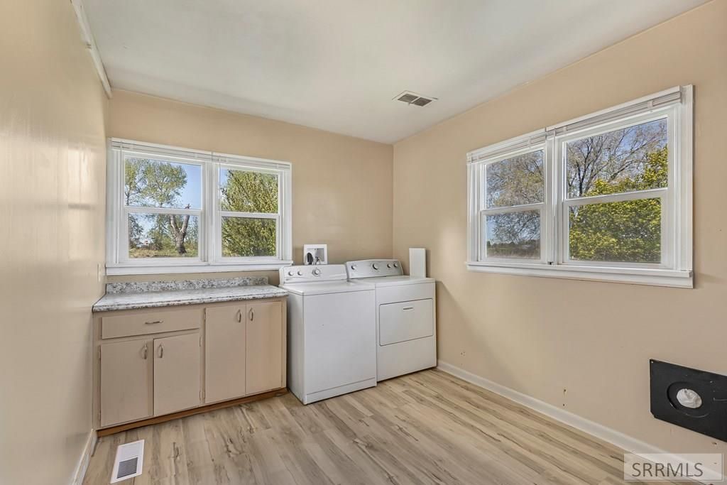 Image 14 of property listing at 11851 E 129 N, Idaho Falls, ID 83401