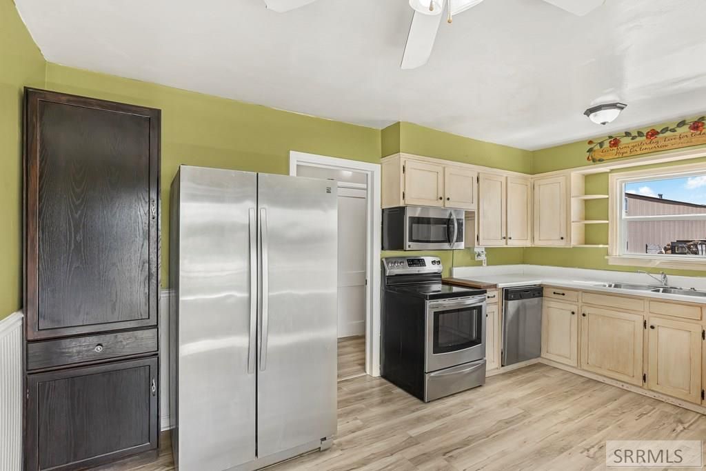 Image 7 of property listing at 11851 E 129 N, Idaho Falls, ID 83401