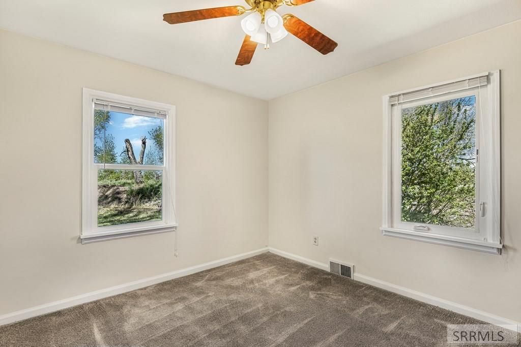 Image 9 of property listing at 11851 E 129 N, Idaho Falls, ID 83401