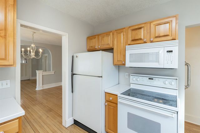 1433 42nd Street, Des Moines, IA 50311