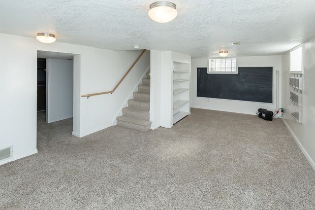 1433 42nd Street, Des Moines, IA 50311