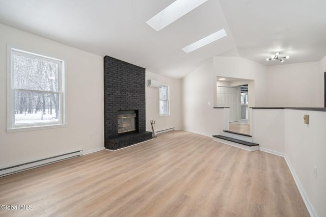 747 New York 146A, Clifton Park, NY 12065